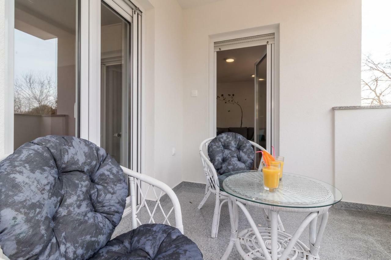 Apartments Mira Πούλα Εξωτερικό φωτογραφία