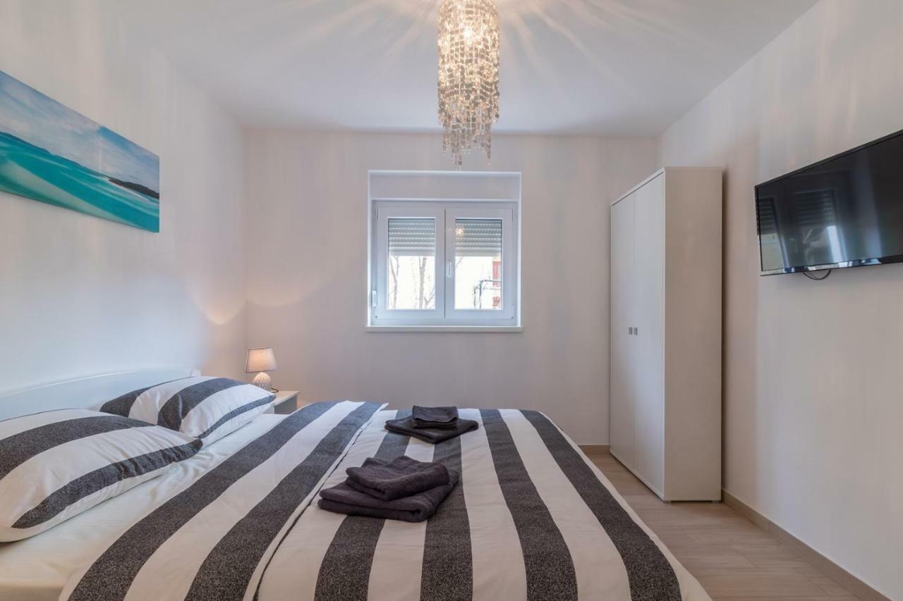 Apartments Mira Πούλα Εξωτερικό φωτογραφία