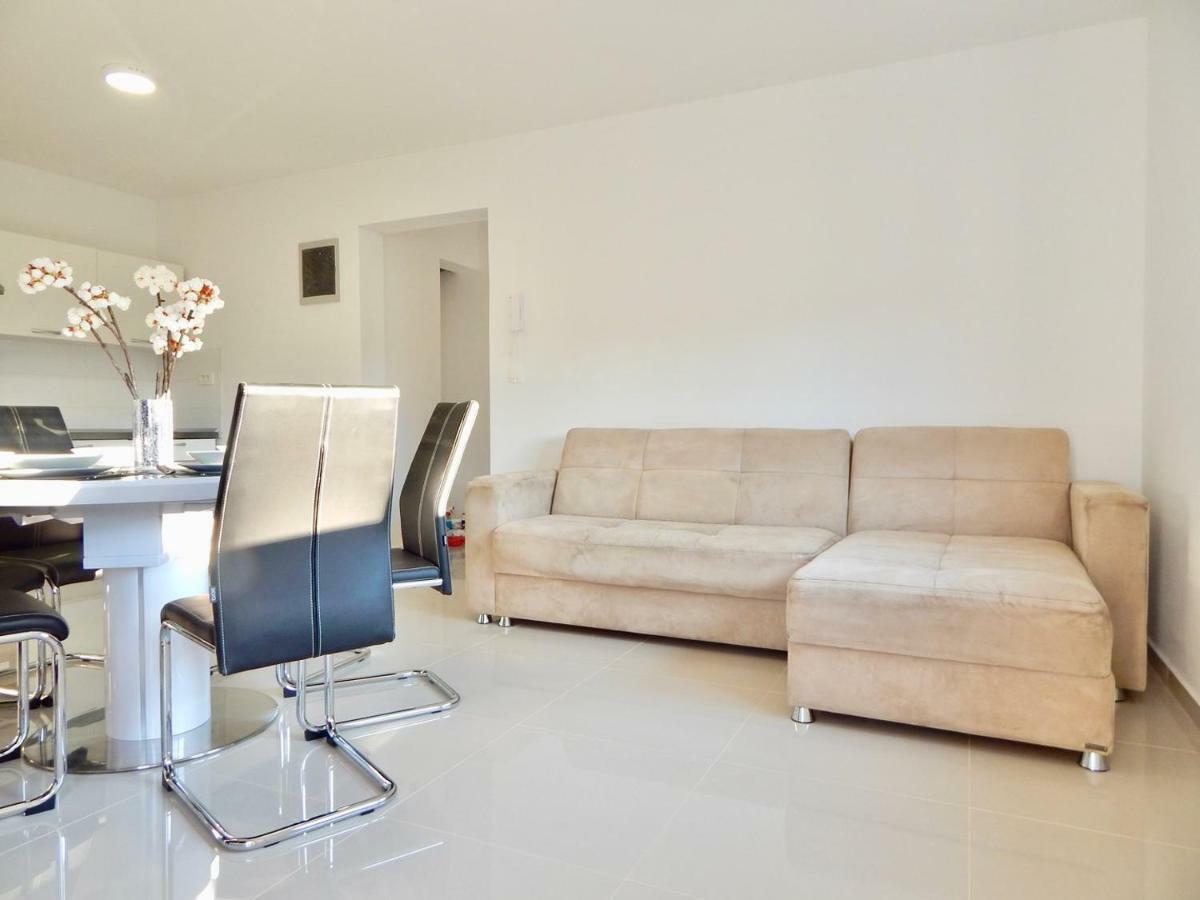 Apartments Mira Πούλα Εξωτερικό φωτογραφία